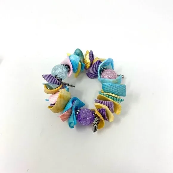 3/$15 Shell Bracelet - Picture 2 of 2